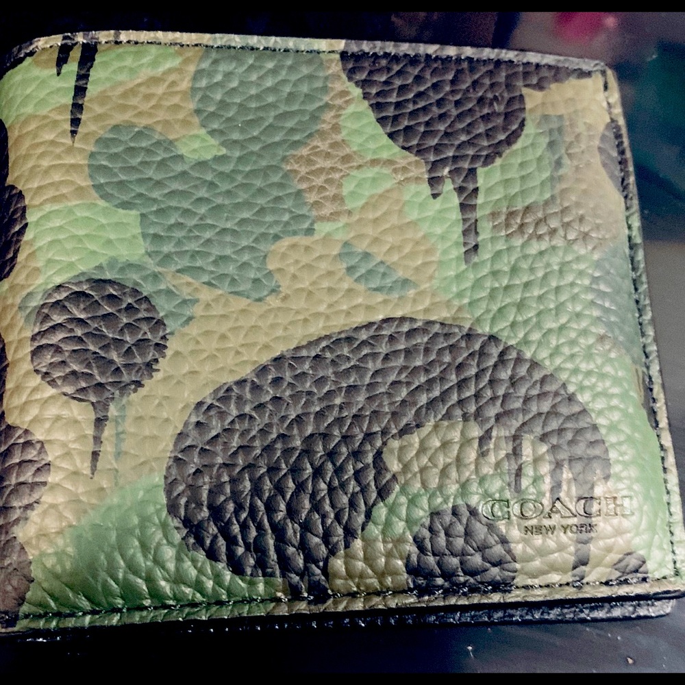Coach leather camo wallet